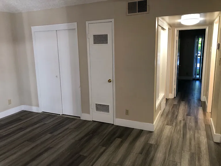 1927 Dwight Way — Photo 39