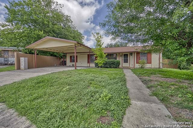1st image of 2219 Palomino Dr