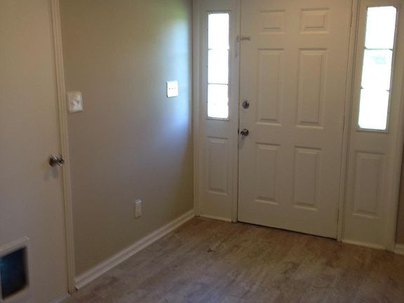 2nd image of 206 Marshall Dr