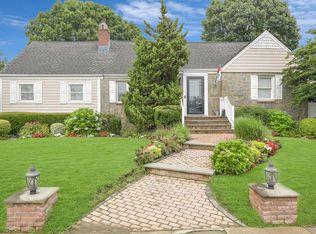 3309 Balsam Street, Oceanside, NY 11572