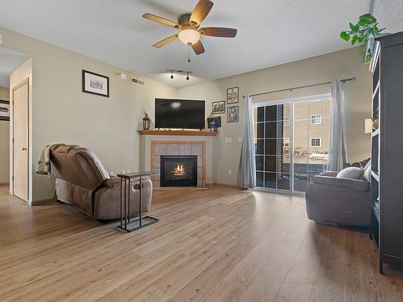 3rd image of 515 Penn Ct APT 2