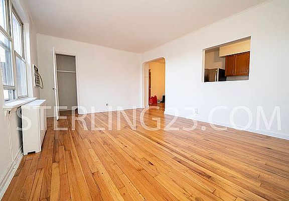 4th image of 20-43 23rd St #2