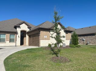 702 Audrey Ln, Mansfield, TX 76063