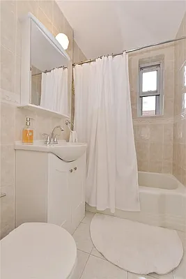 Sold by Argo Residential | media 18