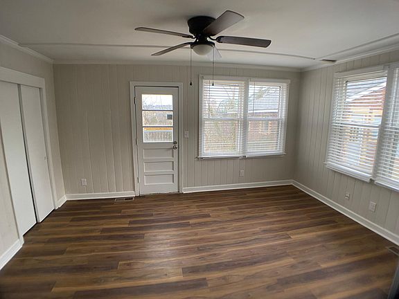 Living room (other angle)