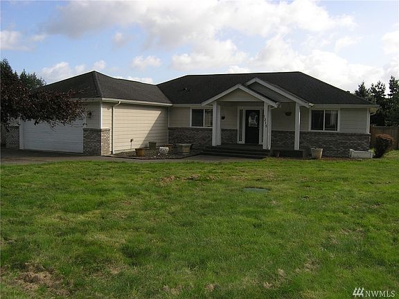 2nd image of 1315 Seely Ct