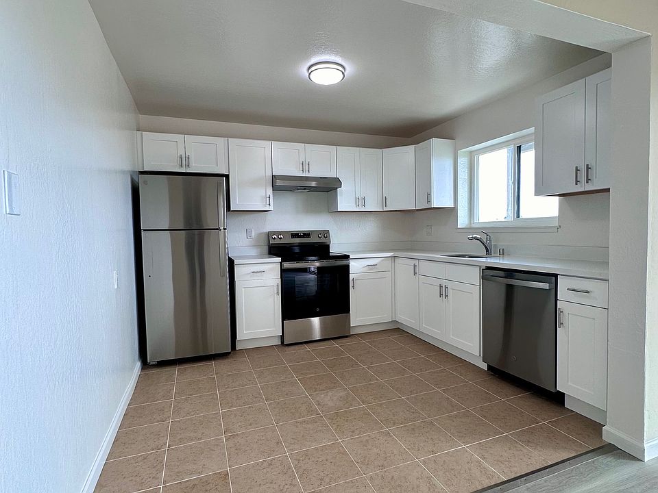 1st image of 700 Presidio Ave #301