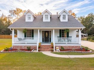 41 Oak Park Dr, Madisonville, LA 70447