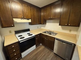 O'Kelly Apartments- 2809 O'Kelly St, Raleigh, NC 27607