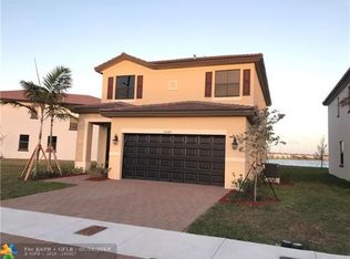 10189 W 35th Ln, Hialeah, FL 33018