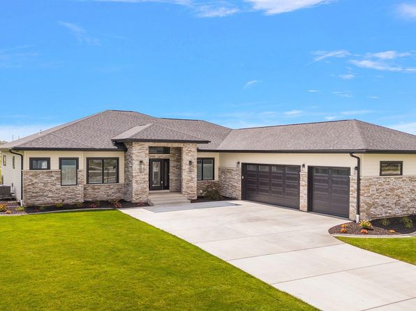 444 Donna Dr, Munster, IN 46321