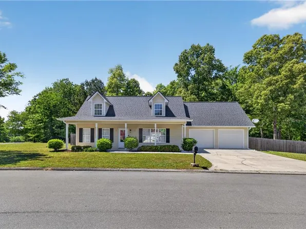 34 Trillium Trl NE, Rome, GA 30165