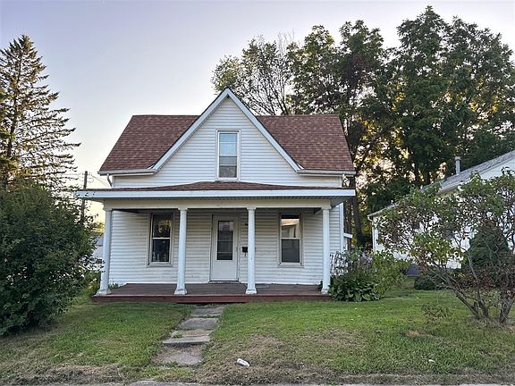 2nd image of 415 3rd Ave SE