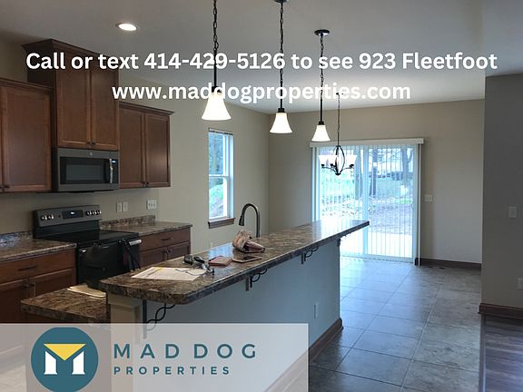 3rd image of 923 Fleetfoot Dr