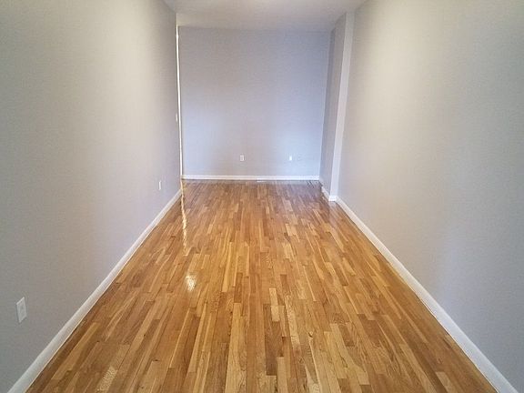 3rd image of 2304 7th Ave APT 4B