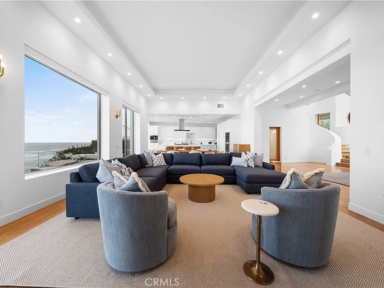 31654 Broad Beach Rd — Photo 13