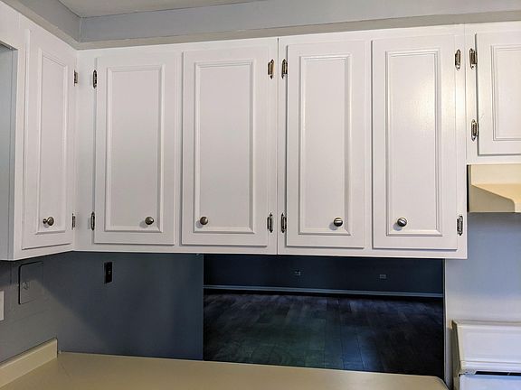 2nd image of 1441 N Evergreen Ave #1G
