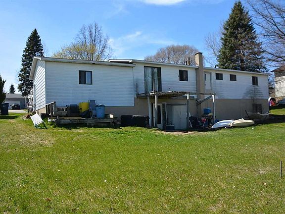 2nd image of 2390 E Carriage Hill Dr