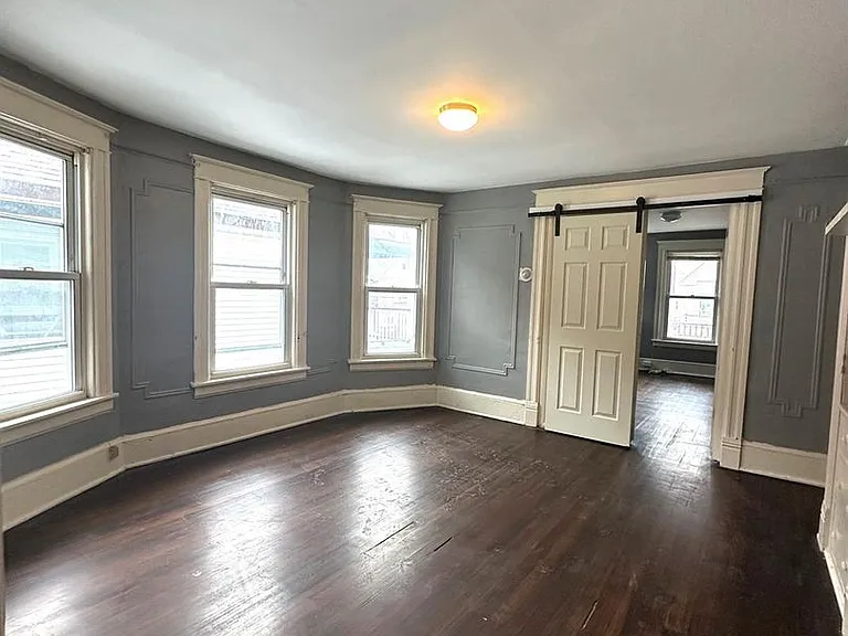 197 N Hamilton St #2 — Photo 3