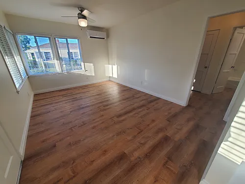 4812 N Lakewood Blvd #4812 Photo 1