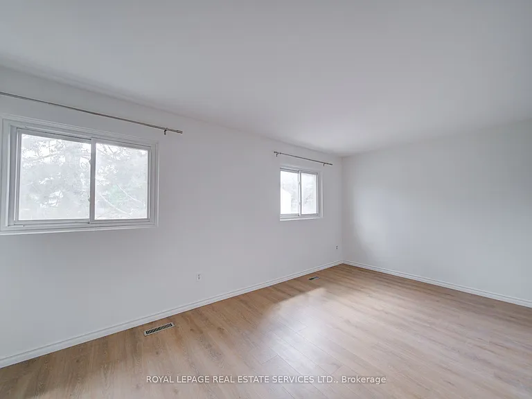 3500 Glen Erin Dr #4 — Photo 21