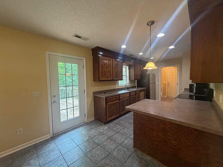 30 Spanish Moss Cir — Photo 19