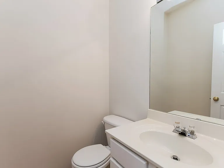 3740 Ridgefair Dr — Photo 10