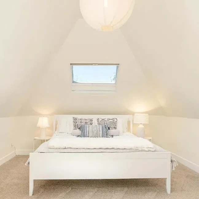3 bed, 2200 sqft, $3,750 — Photo 3