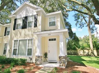 2148 Golden Oak Ln, Valrico, FL 33594