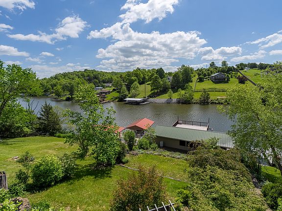 4th image of 335 Fernwood Dr