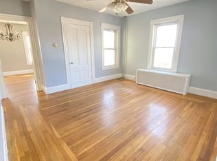 52 Garfield Ave FLOOR 2, Hyde Park, MA 02136