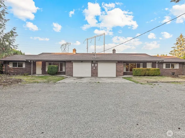 3427 192nd Street E, Tacoma, WA 98446