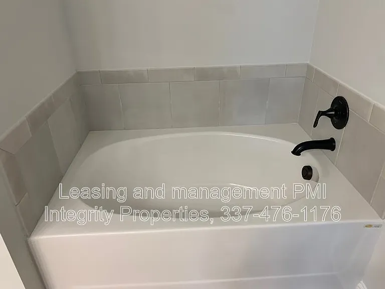 7832 Pisa Dr — Photo 19