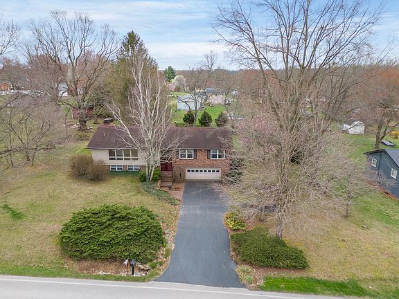 2nd image of 1040 Fogg Pike
