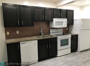 1001 W 46th St #106-2, Miami Beach, FL 33140
