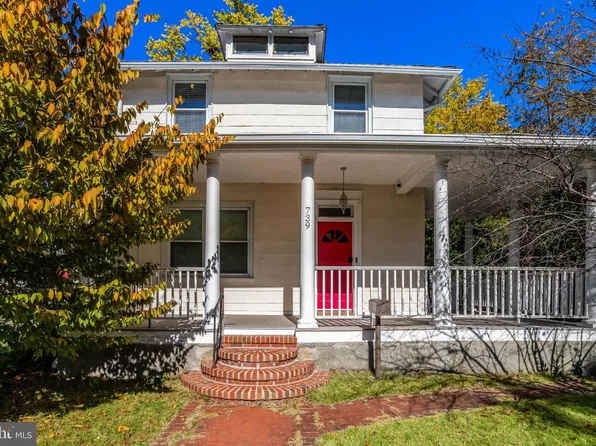 739 22nd St S, Arlington, VA 22202