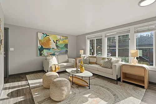 45 E 8th Ave #4 Photo 1