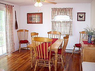 Dining Room w hdwd flrs