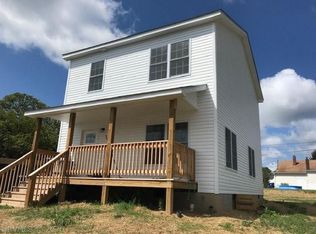 405 Depot St NW, Christiansburg, VA 24073