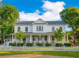 22 Pearl St, Mount Pleasant, SC 29464