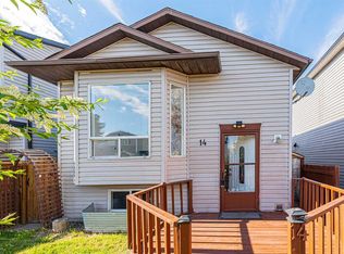 14 S Martindale Mews NE, Calgary, AB T3J 2V5