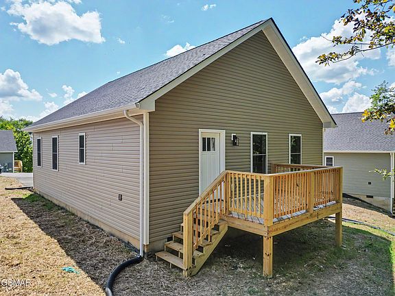 3rd image of 2435 Scenic Mountain Dr