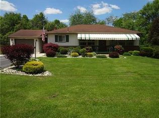 606 Barker Ave, New Castle, PA 16101
