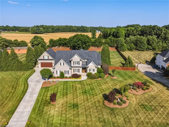 8186 McClanahan Dr, Browns Summit, NC 27214