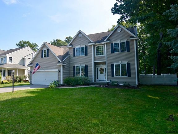 2nd image of 4 Regatta View Dr
