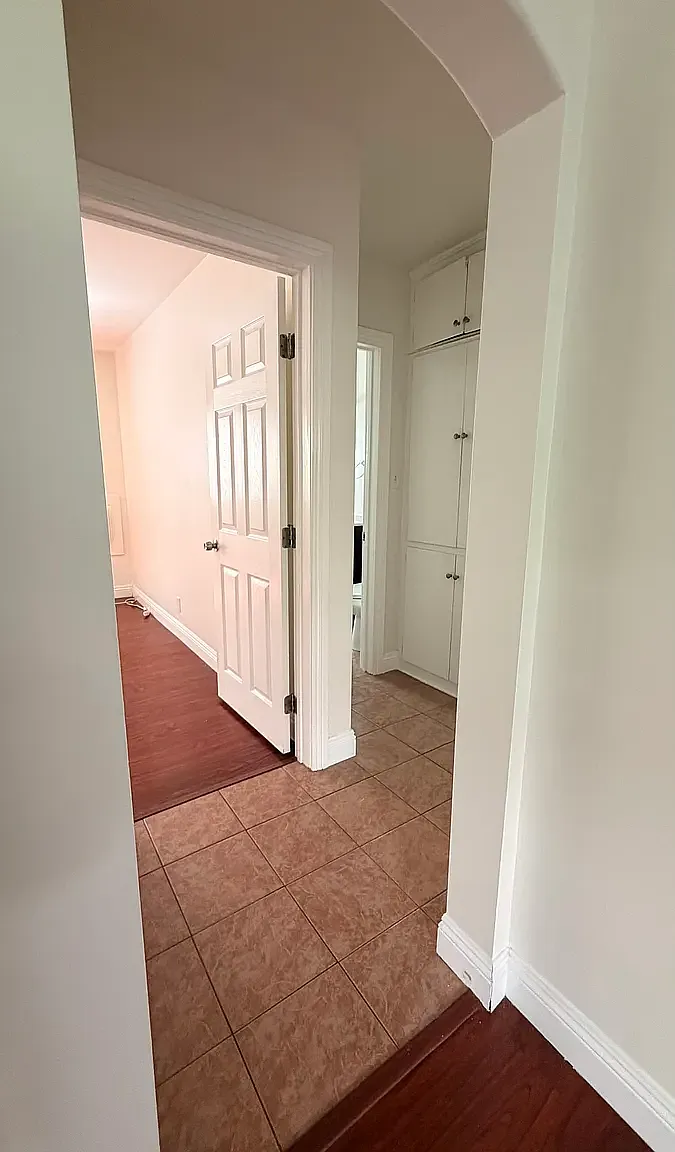 1 bed, 850 sqft, $2,000 — Photo 4
