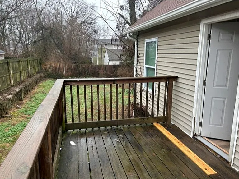 426 E 5th St #Z1 — Photo 11