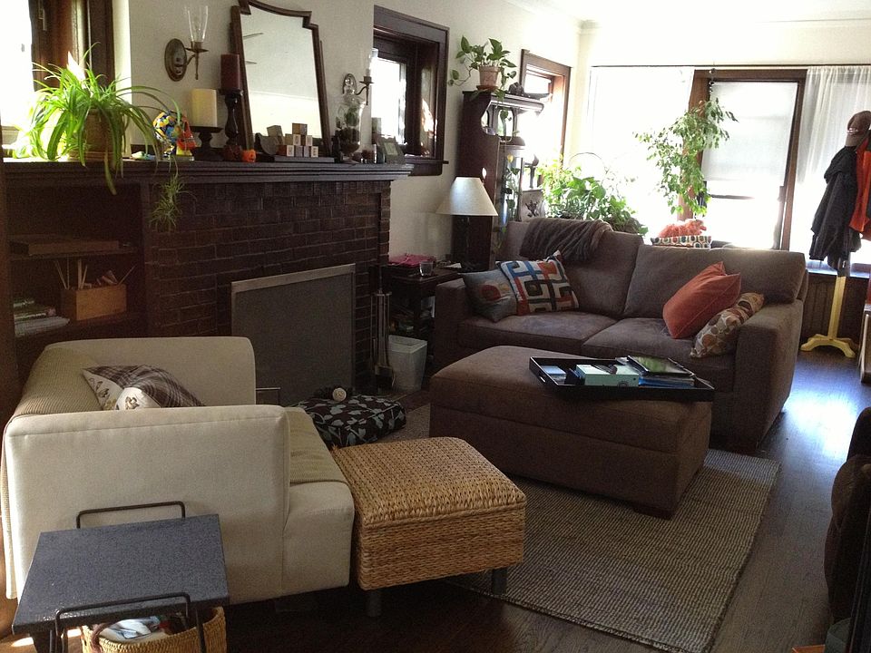 2nd image of 1718 Dempster St #1