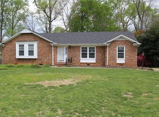 6 Cavendish Cir, Greensboro, NC 27455