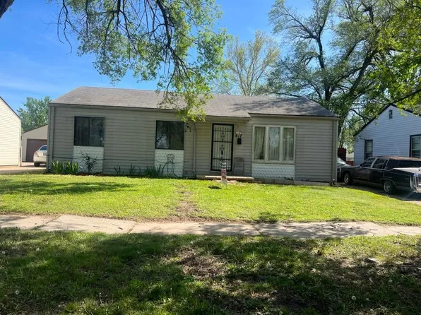417 W 33rd St S, Wichita, KS 67217